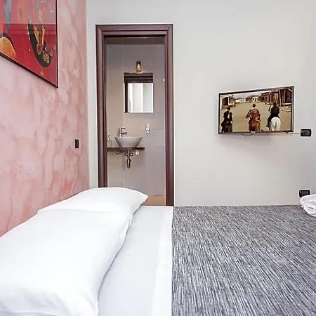 Bed & Breakfast Domus Regis